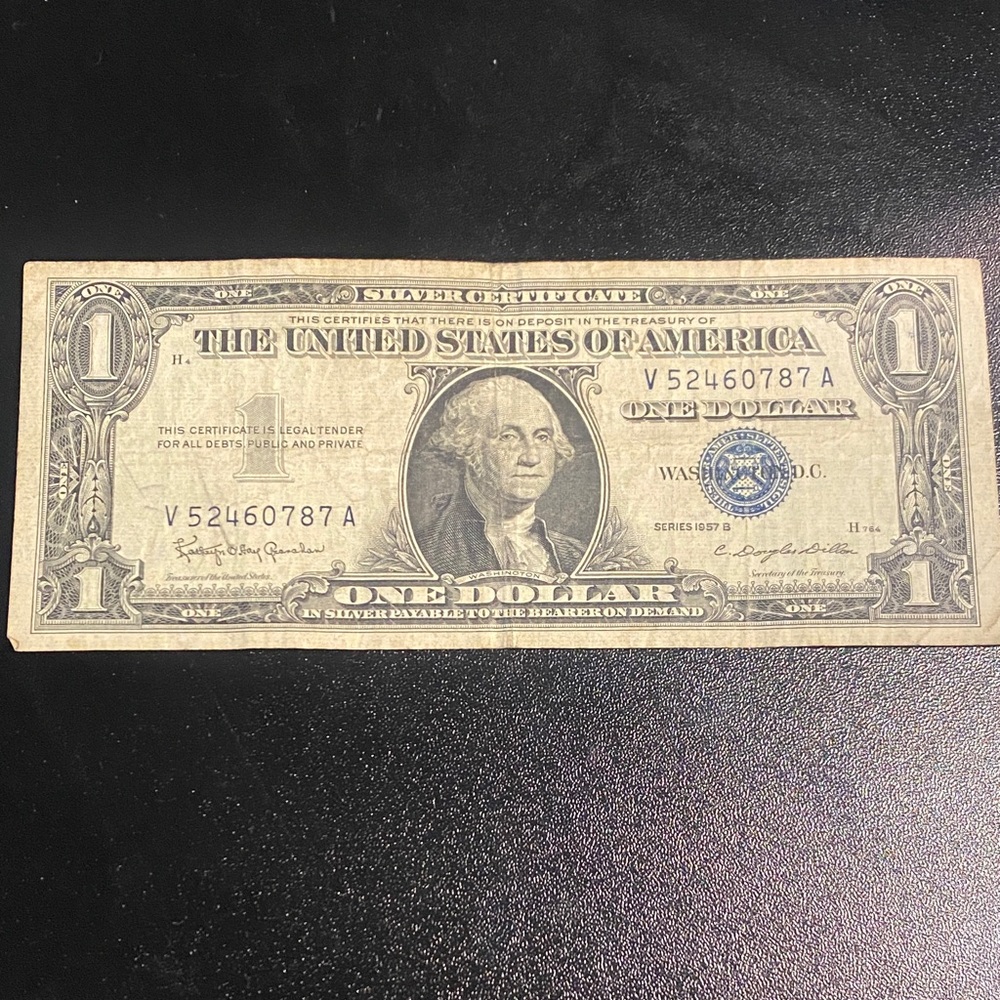 Vintage One Dollar Bill(SILVER CERTIFICATE)